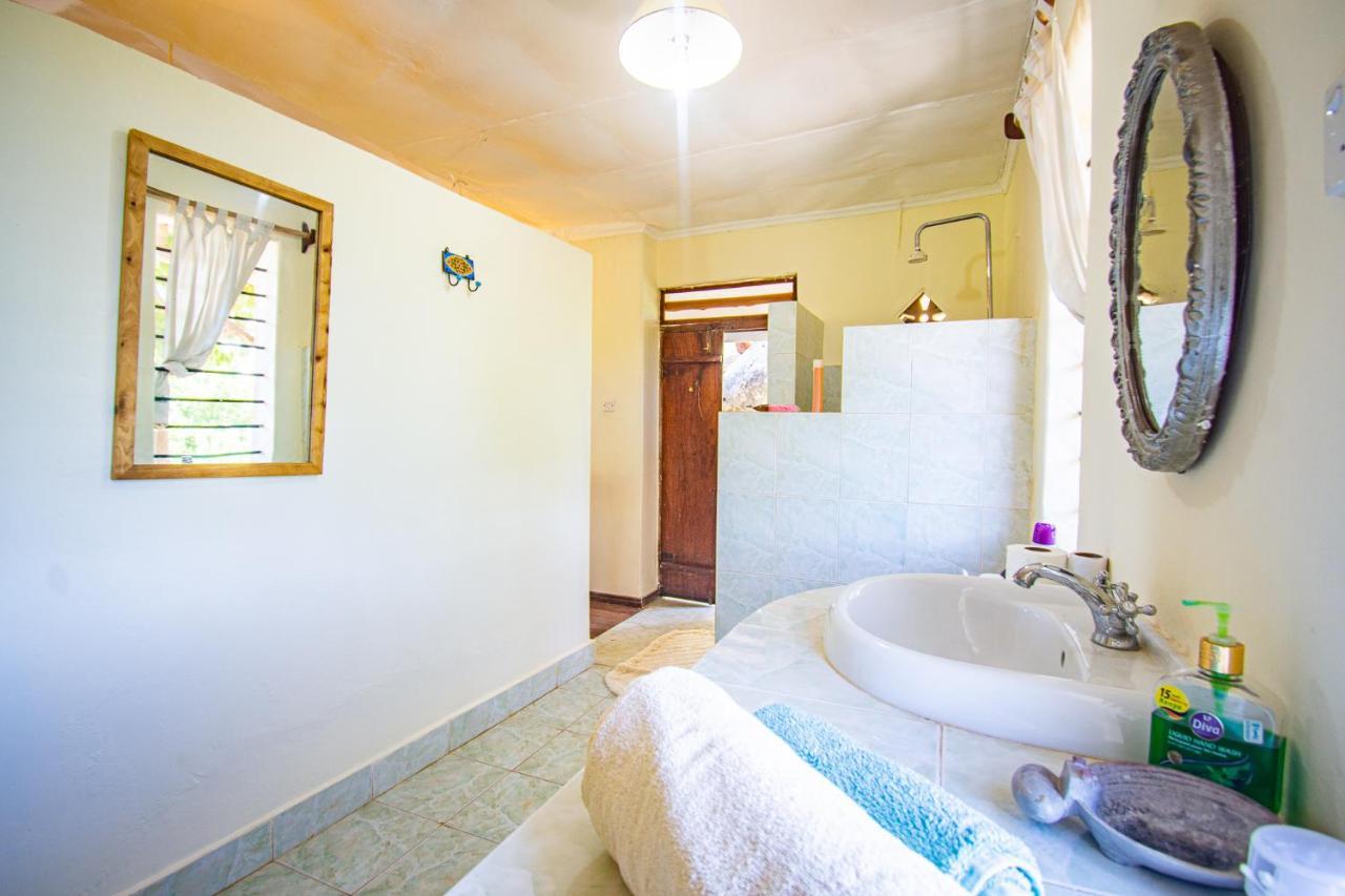 Kwale Mami Wata House B&B 외부 사진